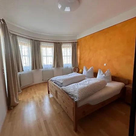 Marianne フューゲン