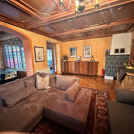 Marianne Lejlighed Fügen